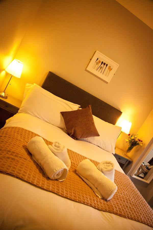Rowton Poplars Hotel Честер Екстер'єр фото